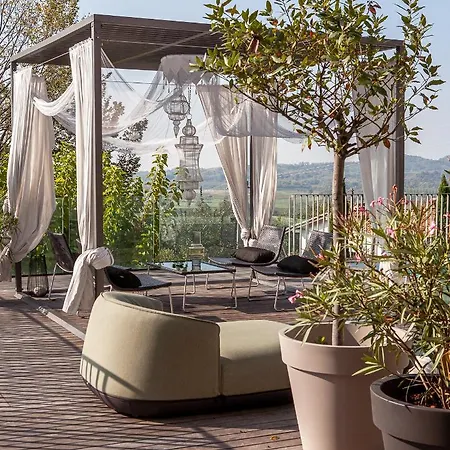 Alma Vista دوبروفو